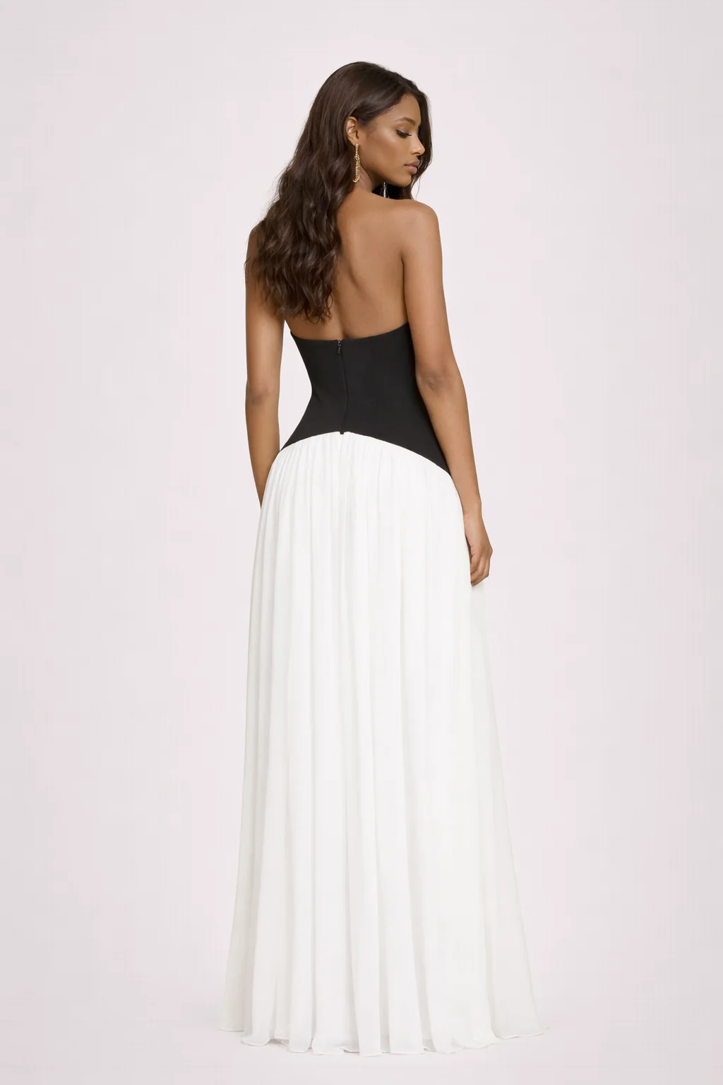VITTORIA GOWN — Halter Neck Maxi with Sculpted Contrast Waist - Image 2